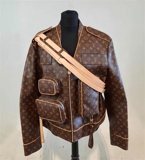 louis vuitton jas 12000 euro|louis vuitton europe.